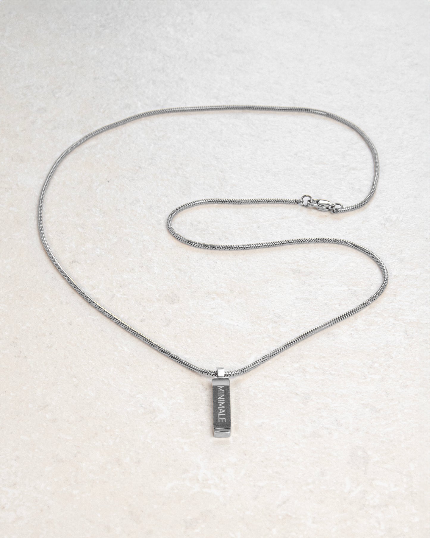 COLIER SQUARE PENDANT (SILVER)