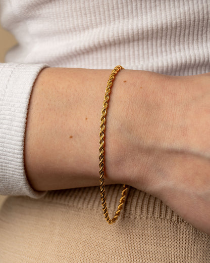 BRĂȚARĂ TWISTED ROPE (GOLD)